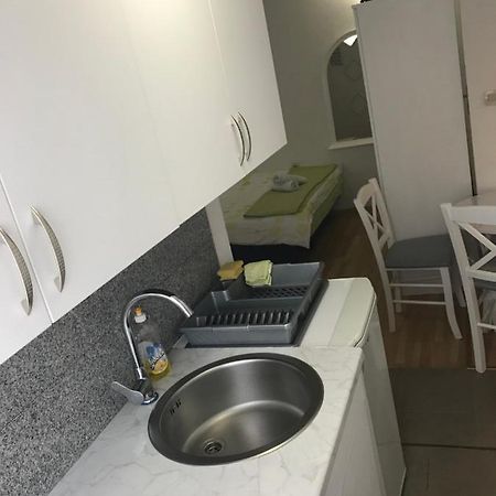 Skenderi Apartment Studio Цриквеница Экстерьер фото